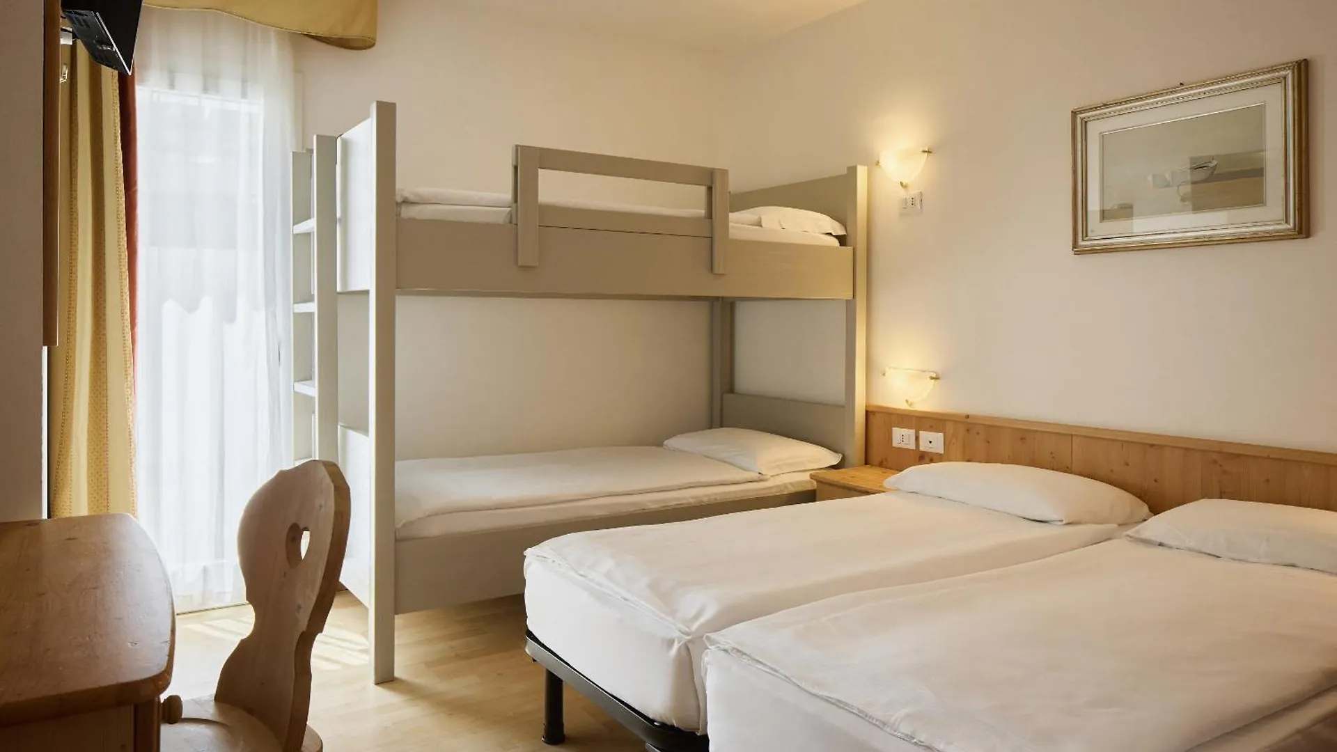 Hotel Garni Bellavista Arabba 3*,  Italia